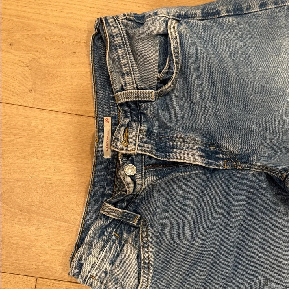 Levi 94 baggy wide leg Distressed Blue Jeans - Picture 2 of 6